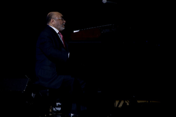 2028_DG_Jazz_Roots_Piano_Latino_Art_Center_Miami_FL_5L8Y3064