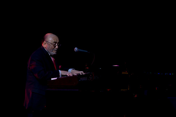 2028_DG_Jazz_Roots_Piano_Latino_Art_Center_Miami_FL_5L8Y3407