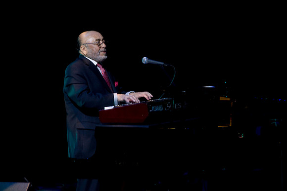 2028_DG_Jazz_Roots_Piano_Latino_Art_Center_Miami_FL_5L8Y3363