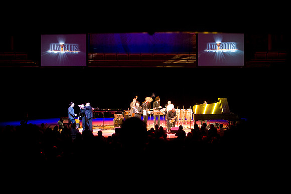 2029_DG_Jazz_Roots_Piano_Latino_Art_Center_Miami_FL_ZV4N0647