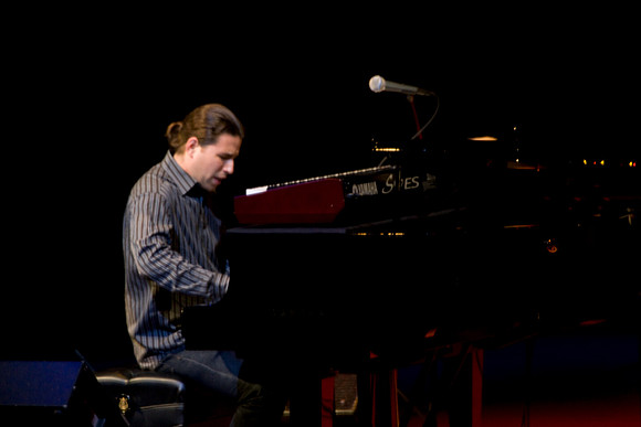 2028_DG_Jazz_Roots_Piano_Latino_Art_Center_Miami_FL_5L8Y3833