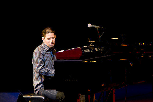 2028_DG_Jazz_Roots_Piano_Latino_Art_Center_Miami_FL_5L8Y3822