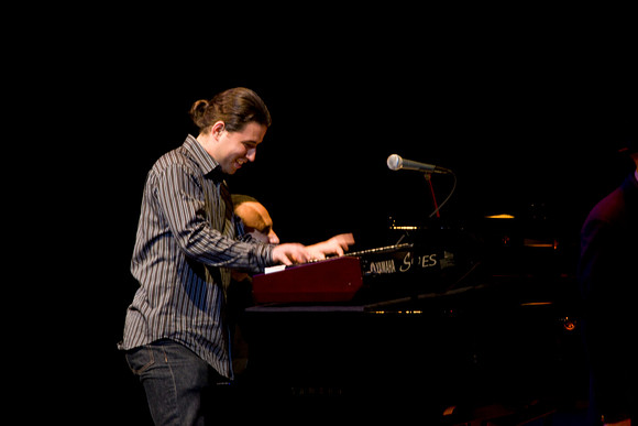 2028_DG_Jazz_Roots_Piano_Latino_Art_Center_Miami_FL_5L8Y3849