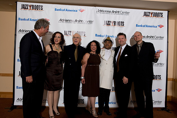 20100115_Jazz_Roots_The_Vocalese_Adrianne_Arsht_Center_Miami_FL_ZV4N0372