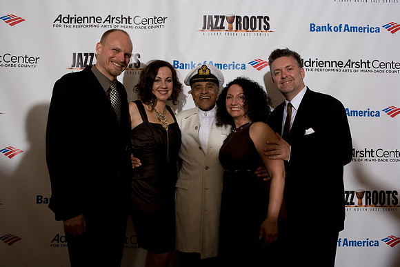 20100115_Jazz_Roots_The_Vocalese_Adrianne_Arsht_Center_Miami_FL_ZV4N0408