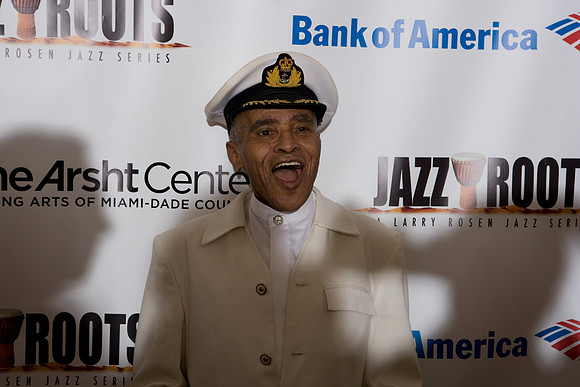 20100115_Jazz_Roots_The_Vocalese_Adrianne_Arsht_Center_Miami_FL_ZV4N0389