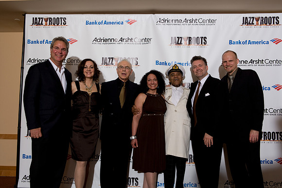 20100115_Jazz_Roots_The_Vocalese_Adrianne_Arsht_Center_Miami_FL_ZV4N0370
