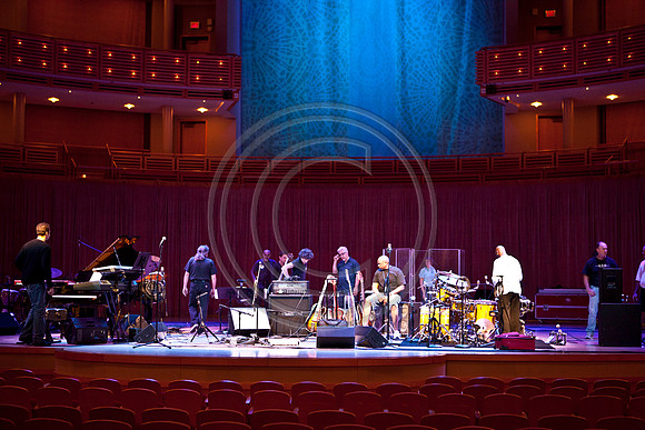 5021_DG_JAZZ_ROOTS_GUITAR VIRUOSOS_Concert_Adrienne_Arsh_Center_IMG_7506