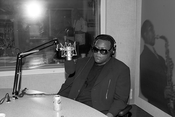 3882_DG_Jazz_Roots_WBGO_Radio_Station_Miami_2010_FL_ZV4N1339-2