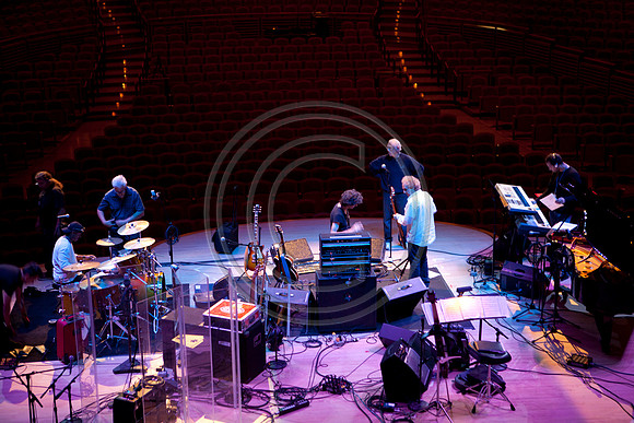 5021_DG_JAZZ_ROOTS_GUITAR VIRUOSOS_Concert_Adrienne_Arsh_Center__MG_7552