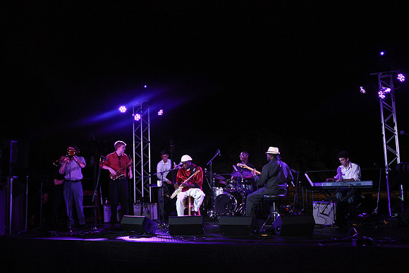 5033_DG_FAIRCHILD_GARDENS_BUDY_GUY_Miami_FL_2011_1_IMG_2021