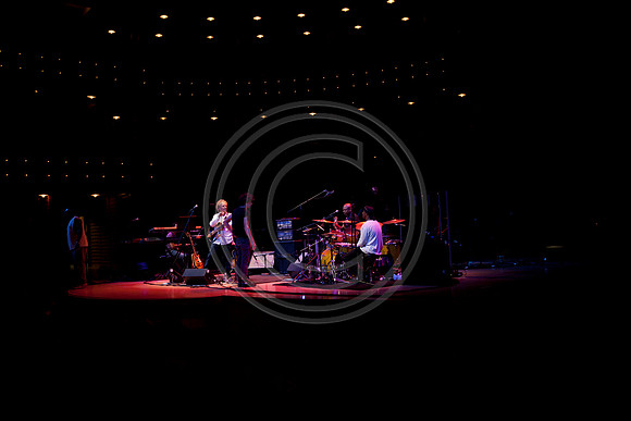 5021_DG_JAZZ_ROOTS_GUITAR VIRUOSOS_Concert_Adrienne_Arsh_Center__MG_7740