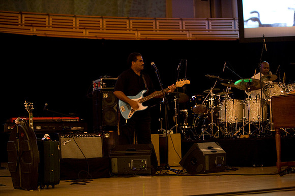 11062009_The_BluesZV4N1666