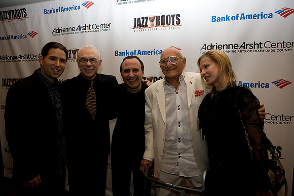 2029_DG_Jazz_Roots_Piano_Latino_Art_Center_Miami_FL_ZV4N0267