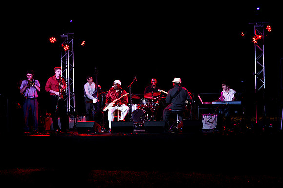 5033_DG_FAIRCHILD_GARDENS_BUDY_GUY_Miami_FL_2011_1_IMG_2051