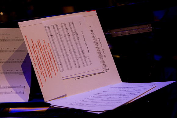03192010_tribute_to_sinatra_5L8Y0109_2267