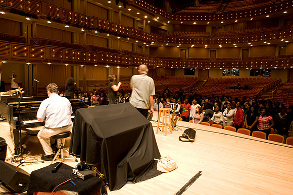 20100115_Jazz_Roots_The_Vocalese_Adrianne_Arsht_Center_Miami_FL_5L8Y3293