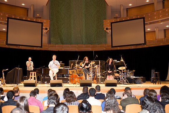 20100115_Jazz_Roots_The_Vocalese_Adrianne_Arsht_Center_Miami_FL_5L8Y3239