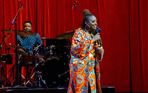 20220114_Ledisi_Sings_Nima_DSC5340