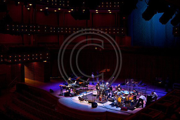 5021_DG_JAZZ_ROOTS_GUITAR VIRUOSOS_Concert_Adrienne_Arsh_Center_MG_7538