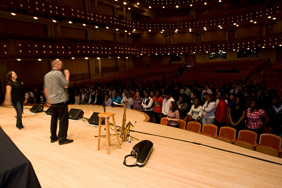20100115_Jazz_Roots_The_Vocalese_Adrianne_Arsht_Center_Miami_FL_5L8Y3298