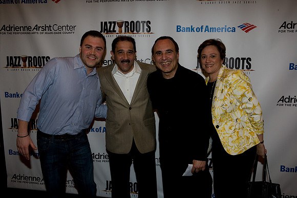 2029_DG_Jazz_Roots_Piano_Latino_Art_Center_Miami_FL_ZV4N0244