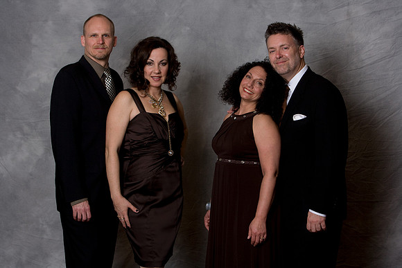 20100115_Jazz_Roots_The_Vocalese_Adrianne_Arsht_Center_Miami_FL_ZV4N0321