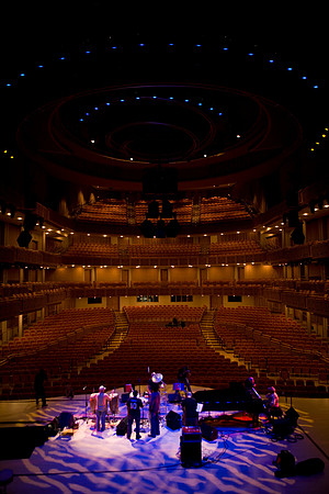 2013_DG_Jazz_Roots_Piano_Latino_Art_Center_Miami_FL_ZV4N0054