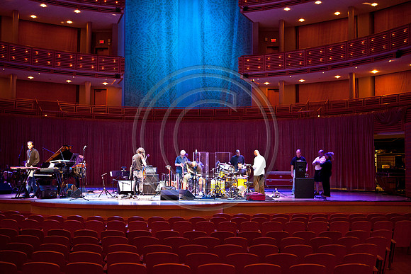 5021_DG_JAZZ_ROOTS_GUITAR VIRUOSOS_Concert_Adrienne_Arsh_Center_IMG_7510