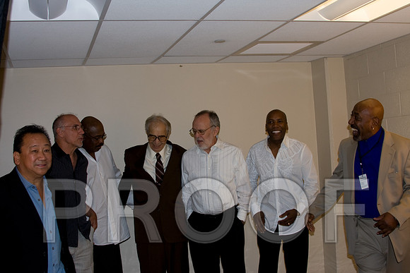 November 7th, 2008  LEGENDS of JAZZ- Paparazzi