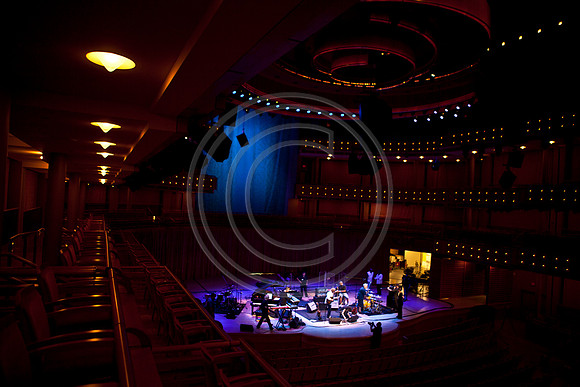 5021_DG_JAZZ_ROOTS_GUITAR VIRUOSOS_Concert_Adrienne_Arsh_Center__MG_7607