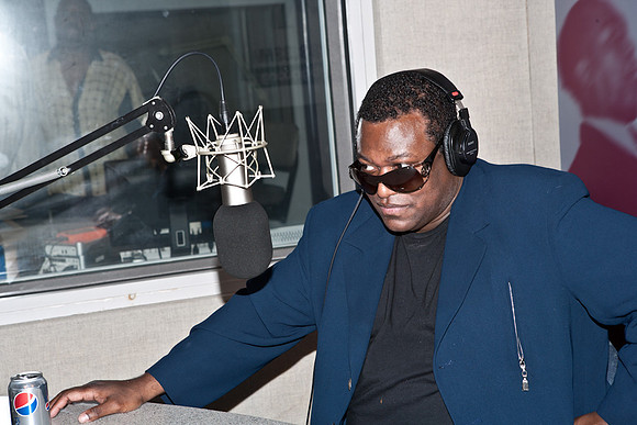 3882_DG_Jazz_Roots_WBGO_Radio_Station_Miami_2010_FL_ZV4N1375