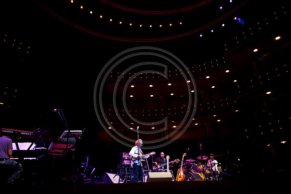 5021_DG_JAZZ_ROOTS_GUITAR VIRUOSOS_Concert_Adrienne_Arsh_Center__MG_7671