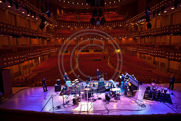5021_DG_JAZZ_ROOTS_GUITAR VIRUOSOS_Concert_Adrienne_Arsh_Center__MG_7562