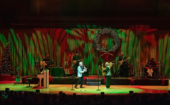 20231201_untitled20231201_Dave_Kov_Jazz_Roots_DSC8034_DN-severe-noise