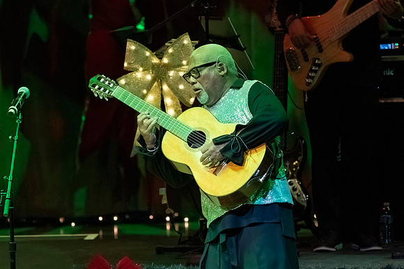 20231201_untitled20231201_Dave_Kov_Jazz_Roots_DSC8139_DN-severe-noise