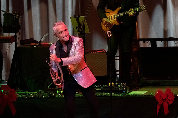 20231201_untitled20231201_Dave_Kov_Jazz_Roots_DSC8187_DN-severe-noise