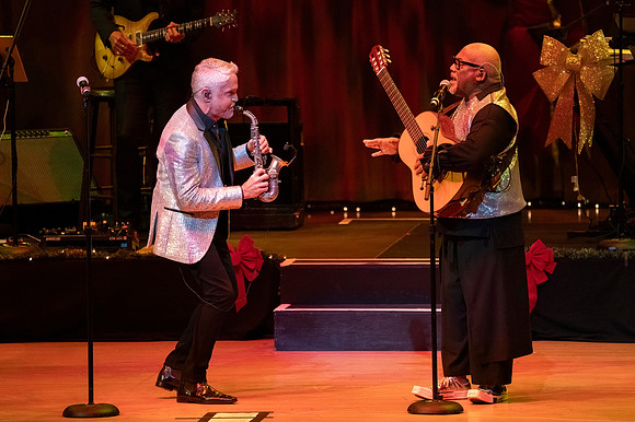 20231201_untitled20231201_Dave_Kov_Jazz_Roots_DSC8212_DN-severe-noise