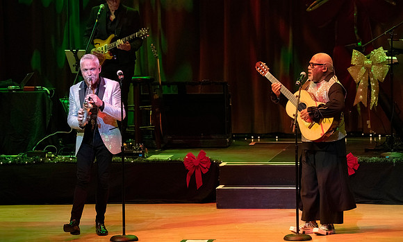 20231201_untitled20231201_Dave_Kov_Jazz_Roots_DSC8258_DN-severe-noise