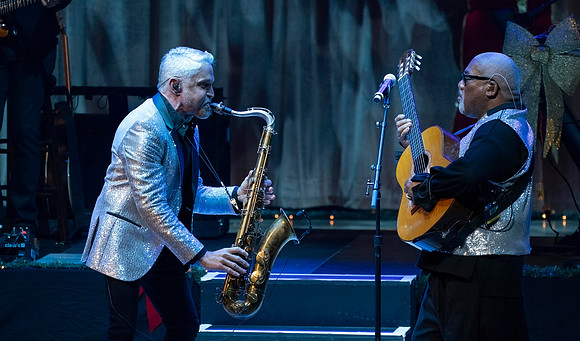 20231201_untitled20231201_Dave_Kov_Jazz_Roots_DSC8374_DN-severe-noise
