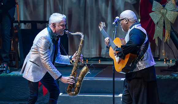 20231201_untitled20231201_Dave_Kov_Jazz_Roots_DSC8376_DN-severe-noise