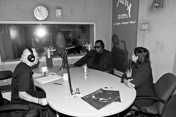 3882_DG_Jazz_Roots_WBGO_Radio_Station_Miami_2010_FL_ZV4N1341