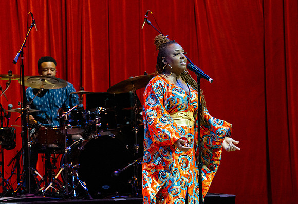 20220114_Ledisi_Sings_Nima_DSC5546