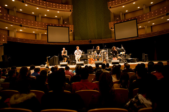 20100115_Jazz_Roots_The_Vocalese_Adrianne_Arsht_Center_Miami_FL_5L8Y3233