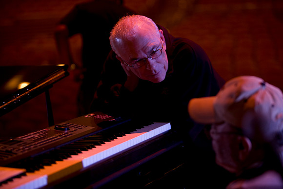 2011_DG_Jazz_Roots_Piano_Latino_Art_Center_Miami_FL_5L8Y0480