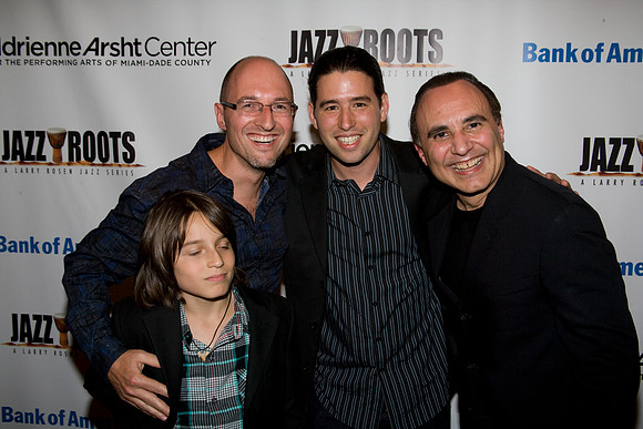 2029_DG_Jazz_Roots_Piano_Latino_Art_Center_Miami_FL_ZV4N0242