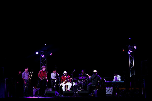 5033_DG_FAIRCHILD_GARDENS_BUDY_GUY_Miami_FL_2011_1_IMG_2031