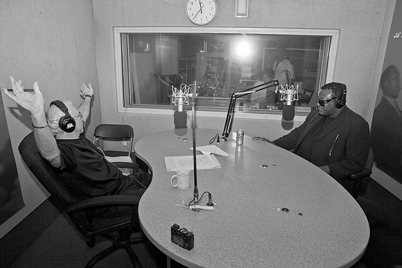 3882_DG_Jazz_Roots_WBGO_Radio_Station_Miami_2010_FL_ZV4N1369