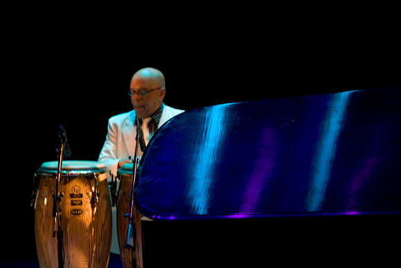 2028_DG_Jazz_Roots_Piano_Latino_Art_Center_Miami_FL_5L8Y3810