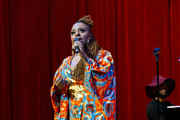 20220114_Ledisi_Sings_Nima_DSC5652